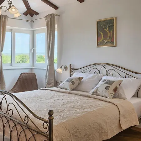 Holiday home Vespera