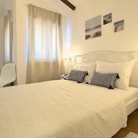 Holiday home Vespera *
