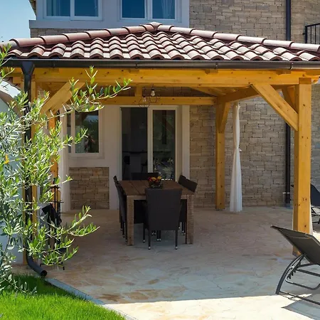 Vespera Holiday home Porec