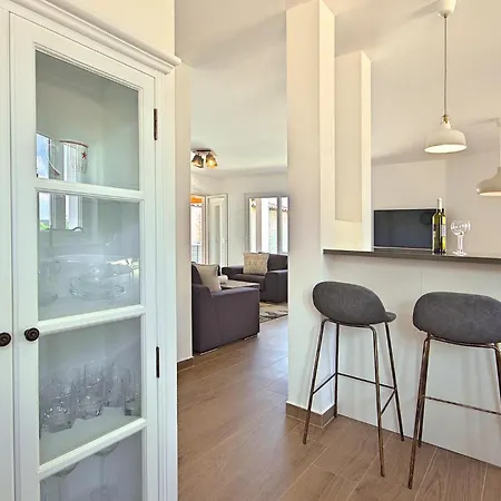 Vespera Holiday home
